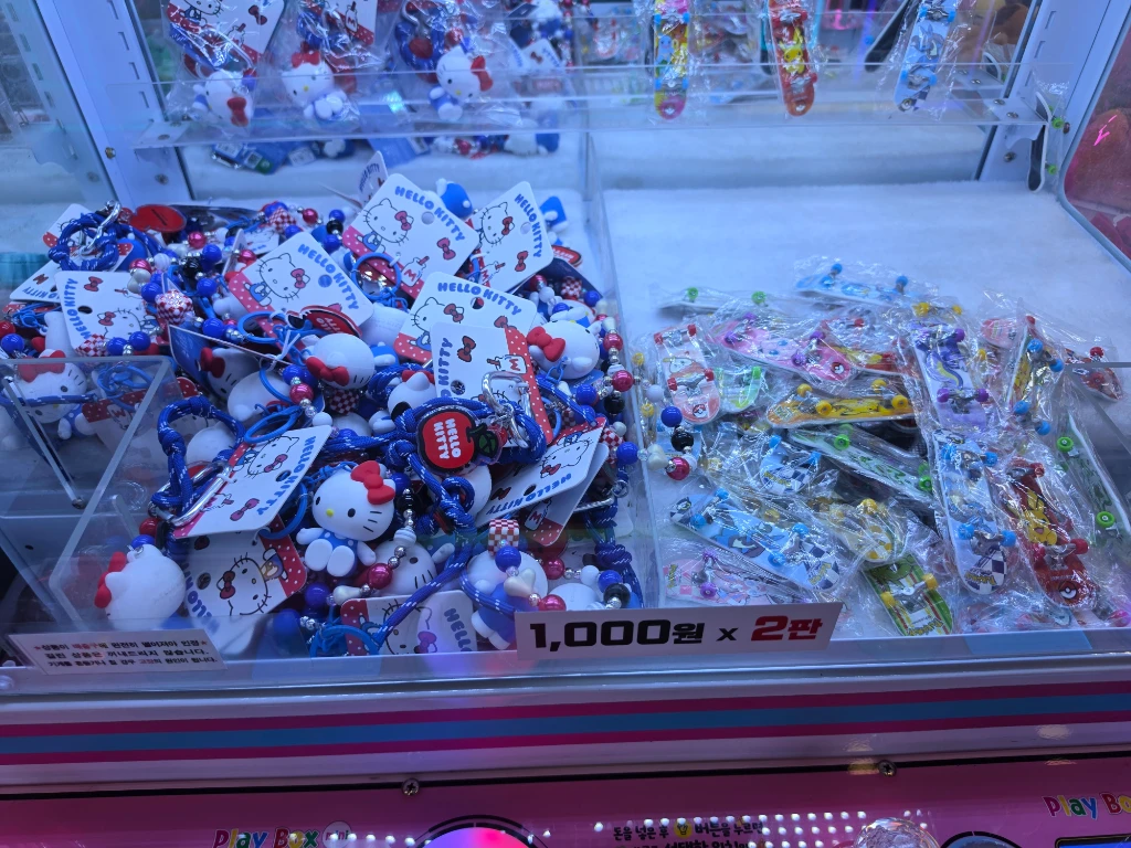 DOLL MART 매장 사진