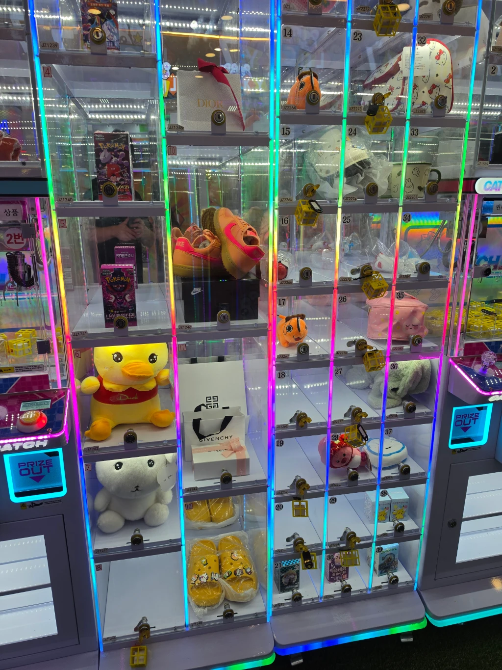 DOLL MART 매장 사진