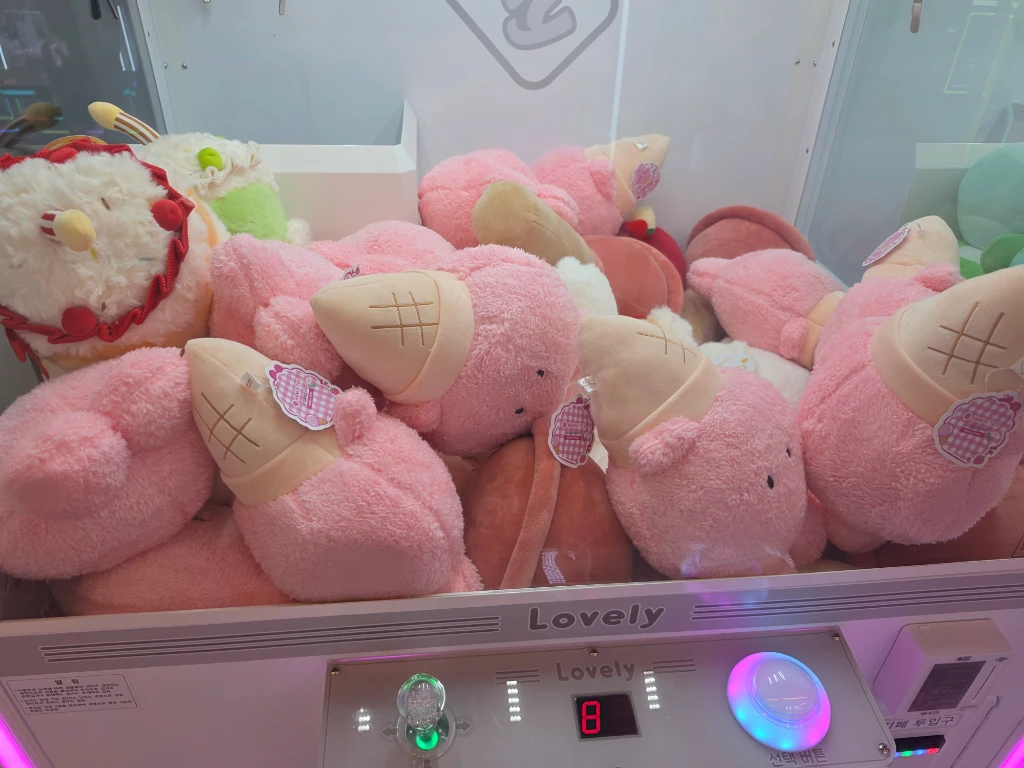 토이박스 충대점 매장 사진