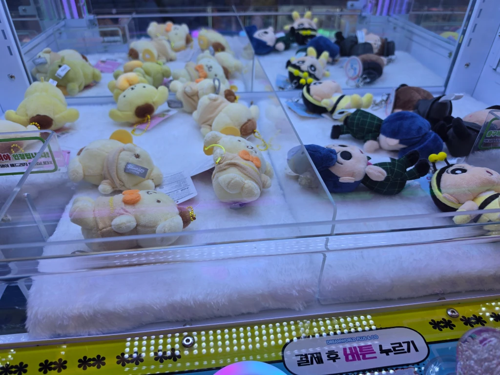 가챠앤샵2 매장 사진