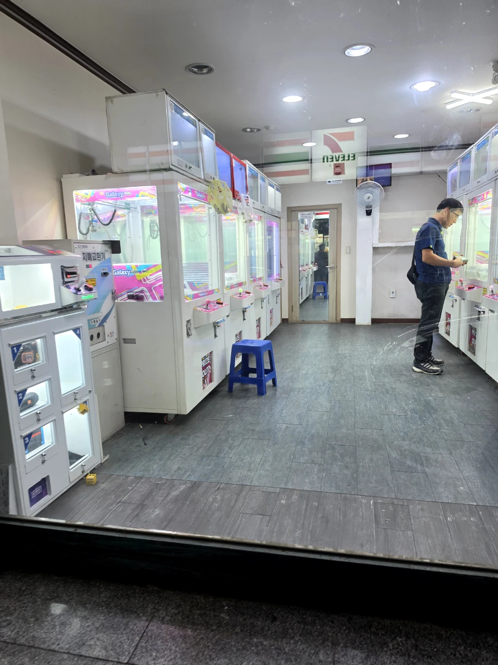 행운뽑기샵 매장 사진